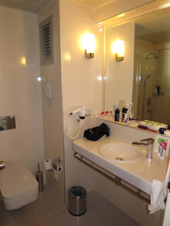 Neu renovierte Dusche/WC. Hotel Grand Efe