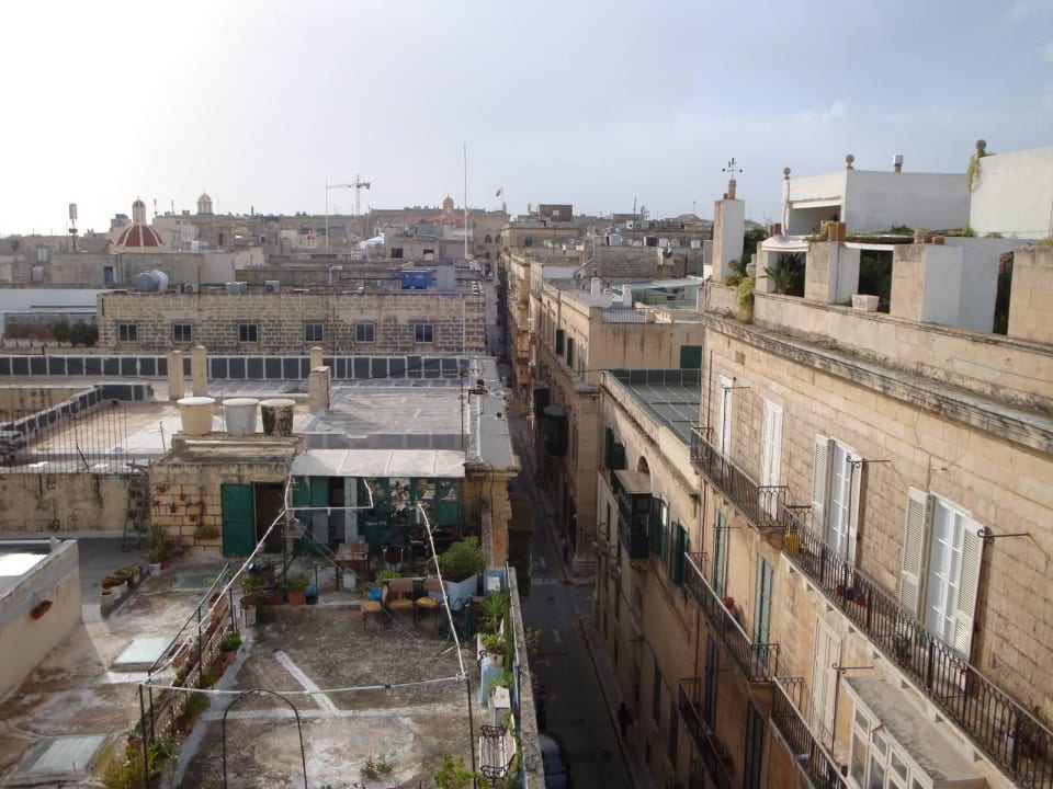 Blick von der Dachterrasse Hotel Osborne