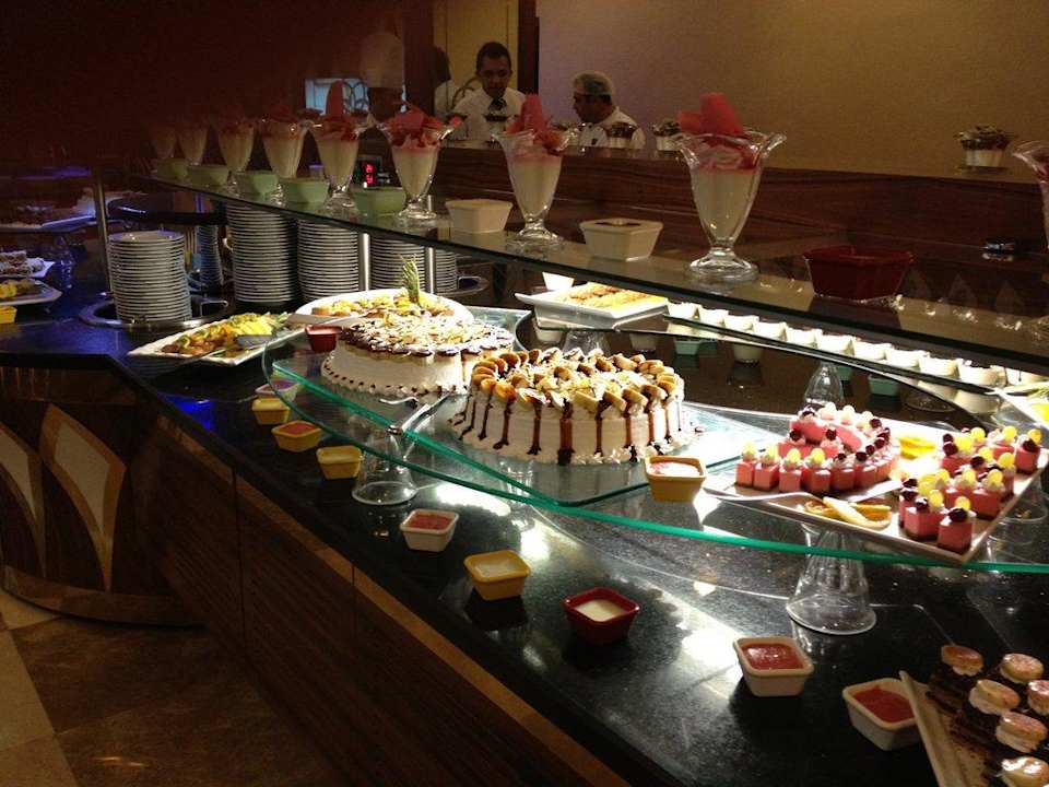 Abendessen Granada Luxury Okurcalar