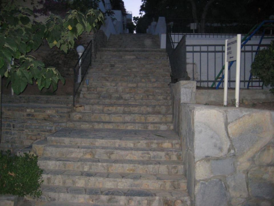 Noch mehr Stufen Kadikale Resort