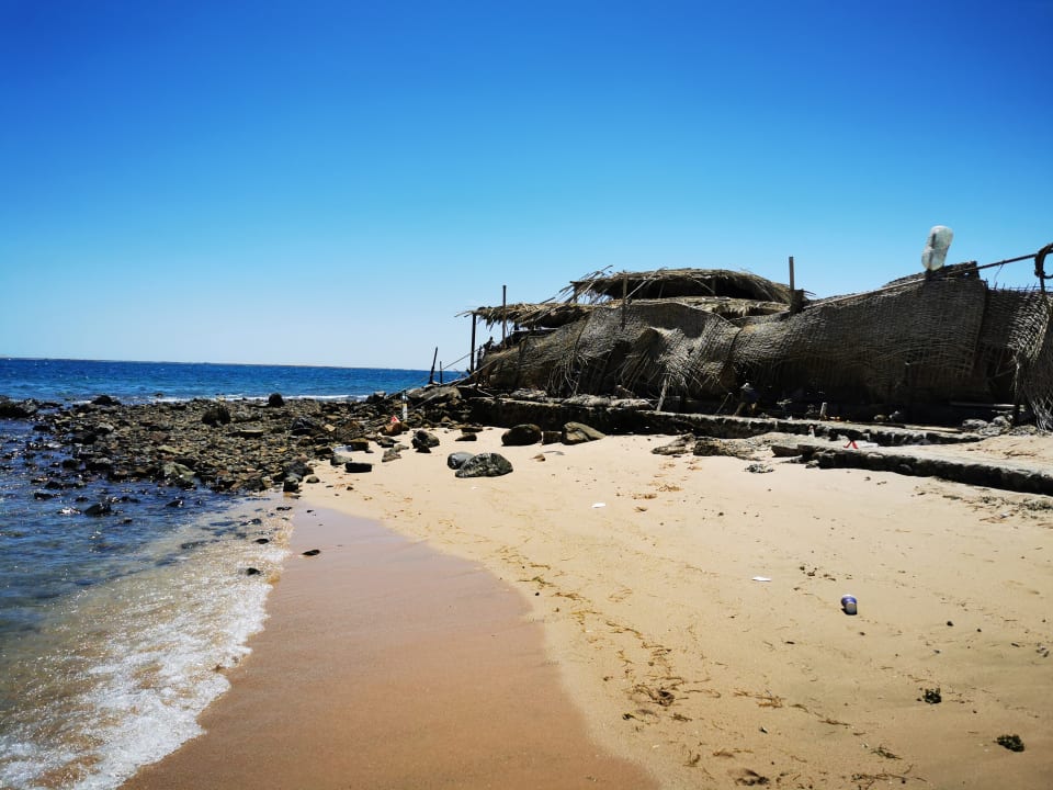 Strand Menaville Safaga