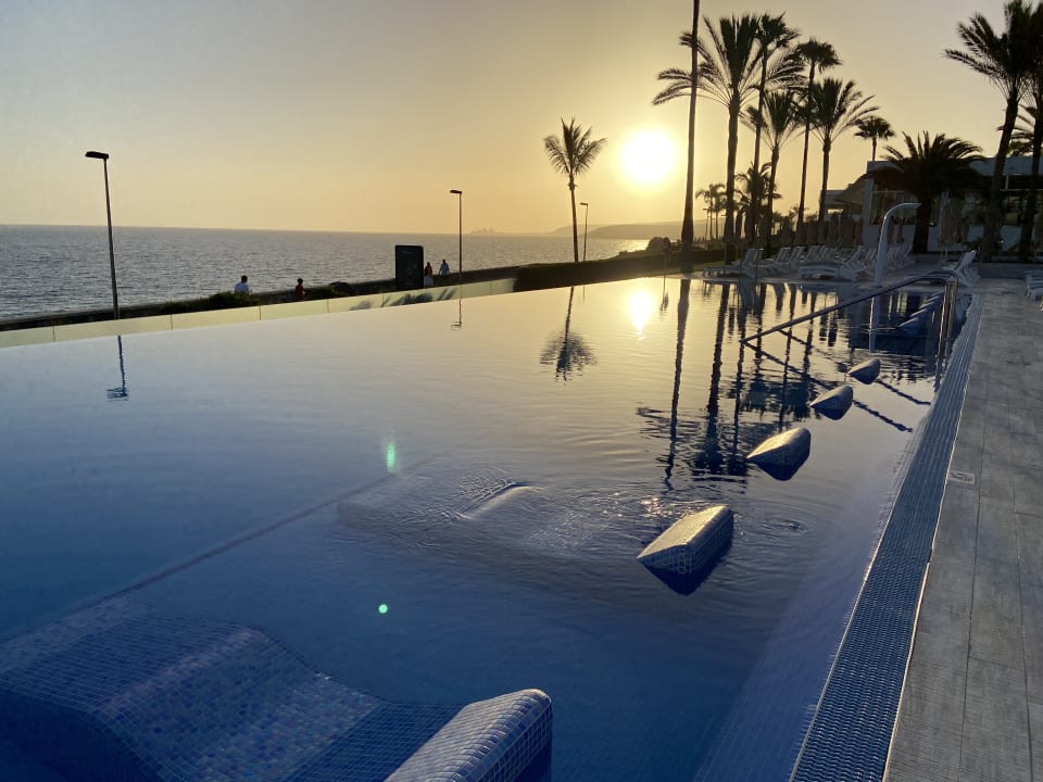 Pool Hotel Riu Palace Meloneras