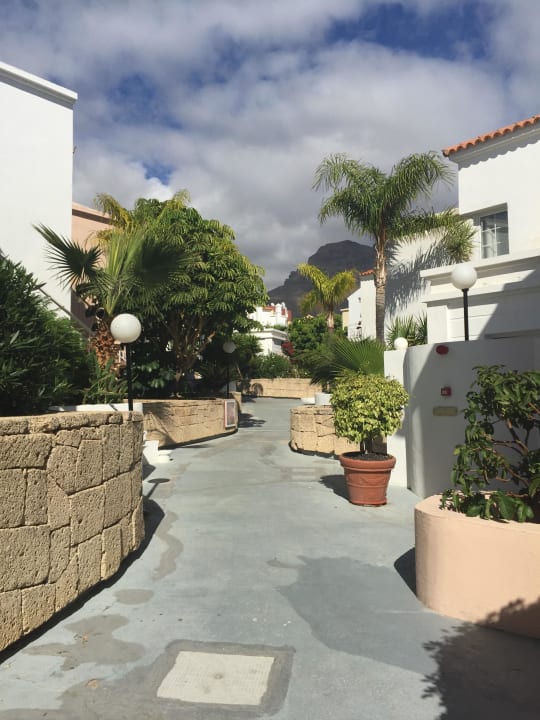 Weg im Aussenberreich LABRANDA Bahía y Villas Fañabé