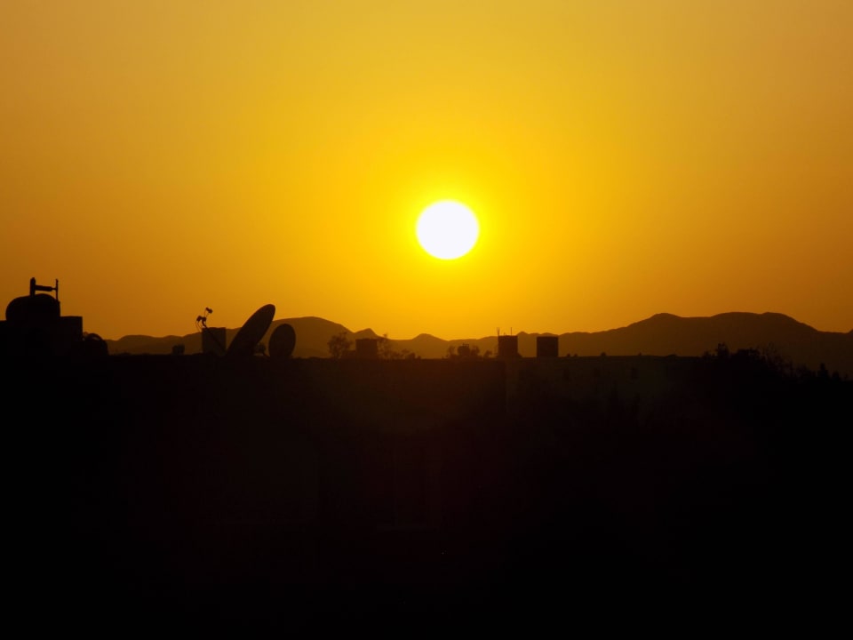 Sunset Brayka Bay Resort