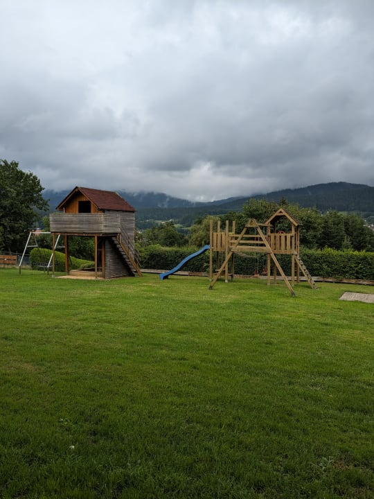 Gartenanlage Gäste- & Appartmenthaus Weber