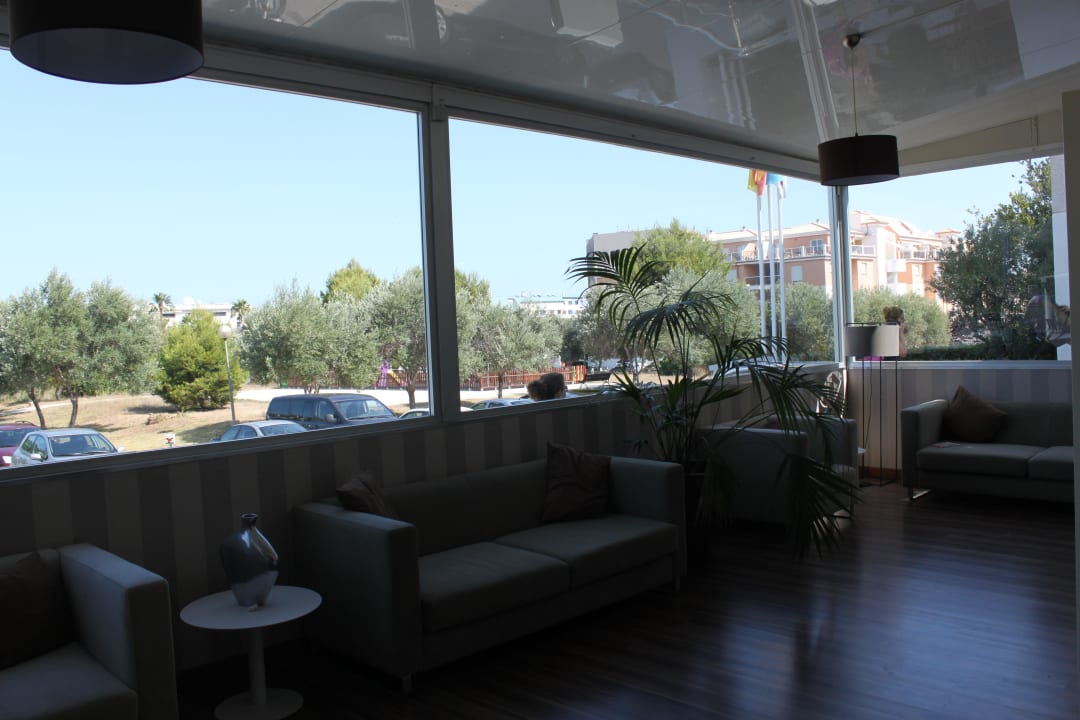 Lobby Ona Ogisaka Garden