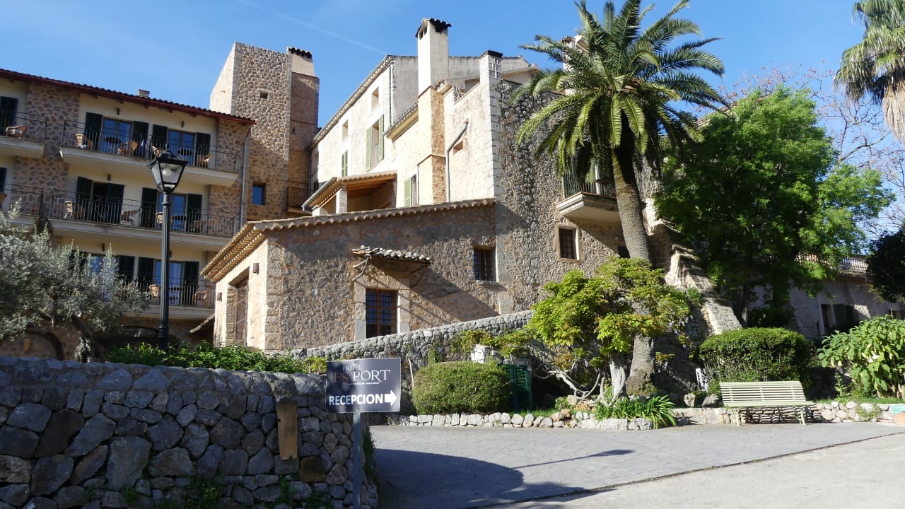 Außenansicht Hotel Es Port