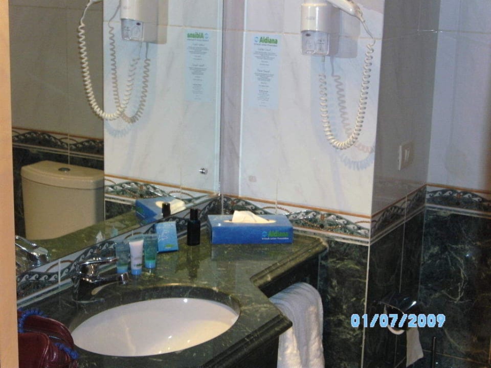 Badezimmer  in  grün / weiß Cleopatra Luxury Resort Makadi Bay