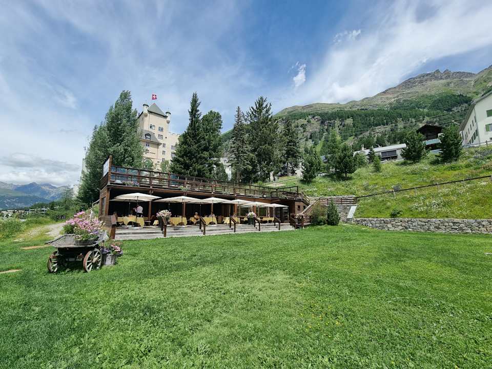 Außenansicht Grand Hotel Kronenhof Pontresina