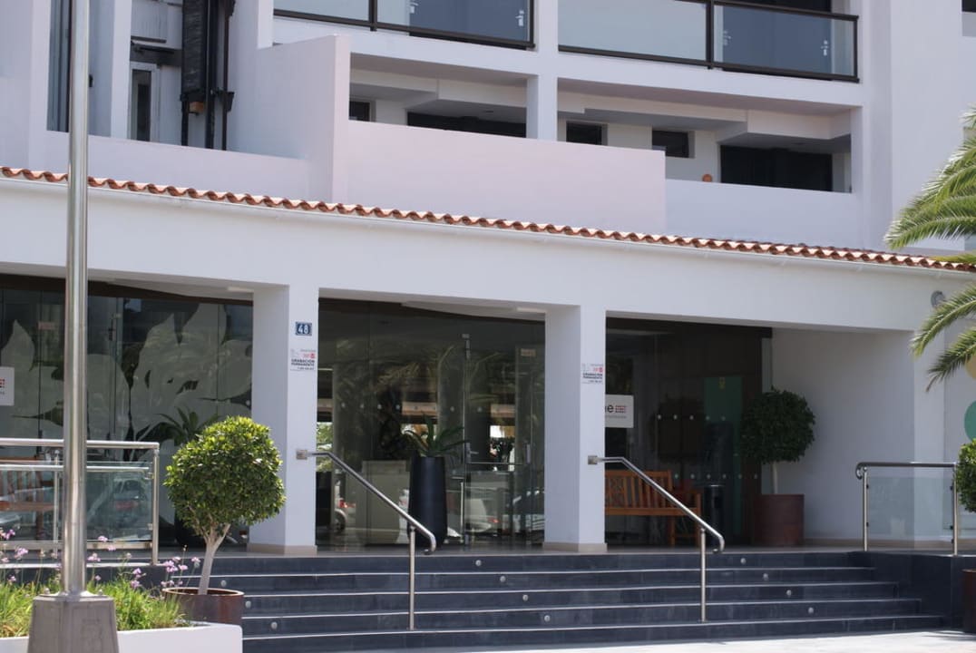 Hoteleingang Sunprime Atlantic View