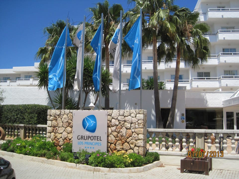 Eingangsbereich Grupotel Los Príncipes Apartments & Spa