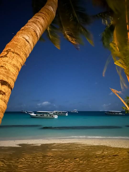 Pool Kuramathi Maldives