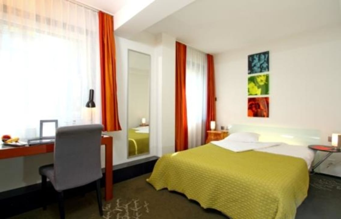 Standard Einzelzimmer Hotel du Théâtre By Fassbind