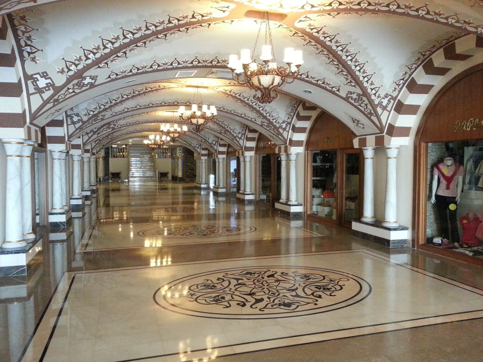 Ladenpassage Royal Holiday Palace