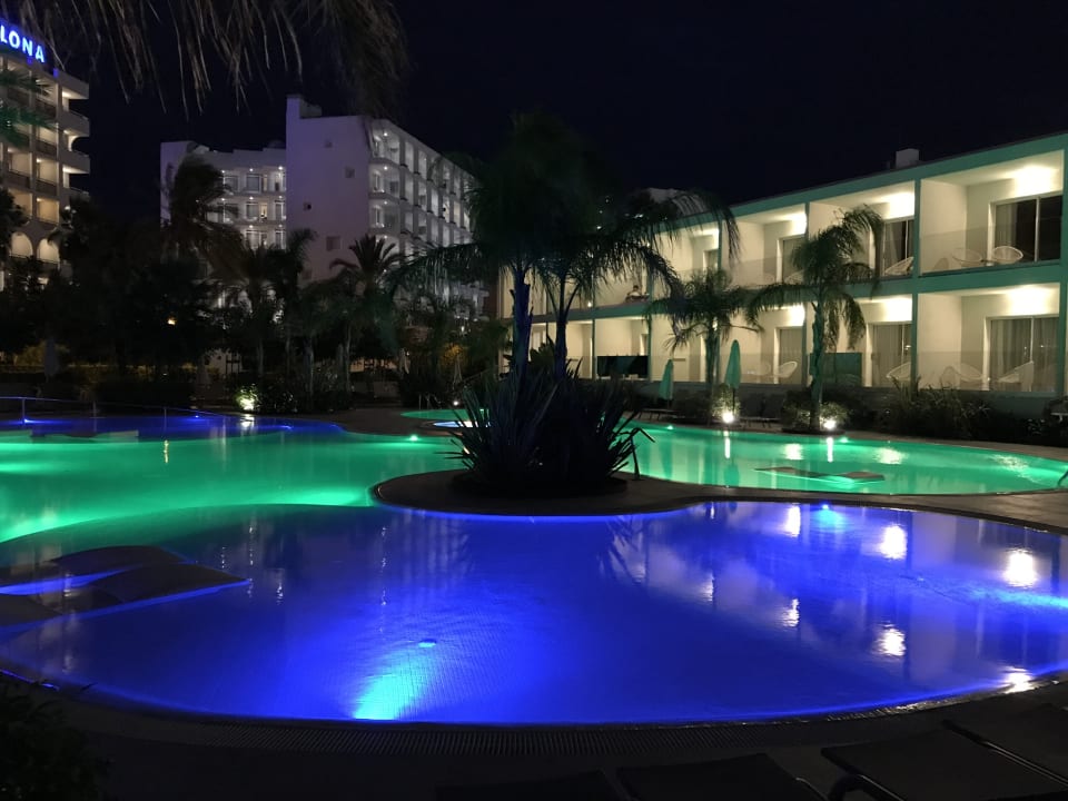 Pool BG Hotel Caballero