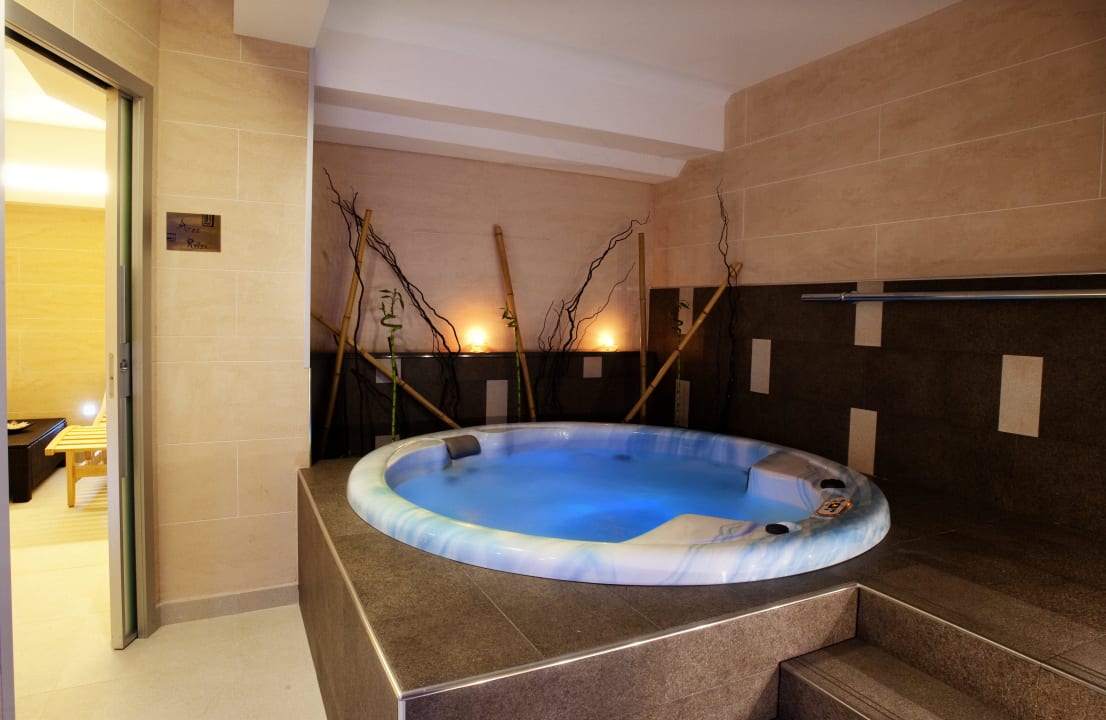 Vasca idromassaggio A Nuciara Park Hotel & Wellness Center
