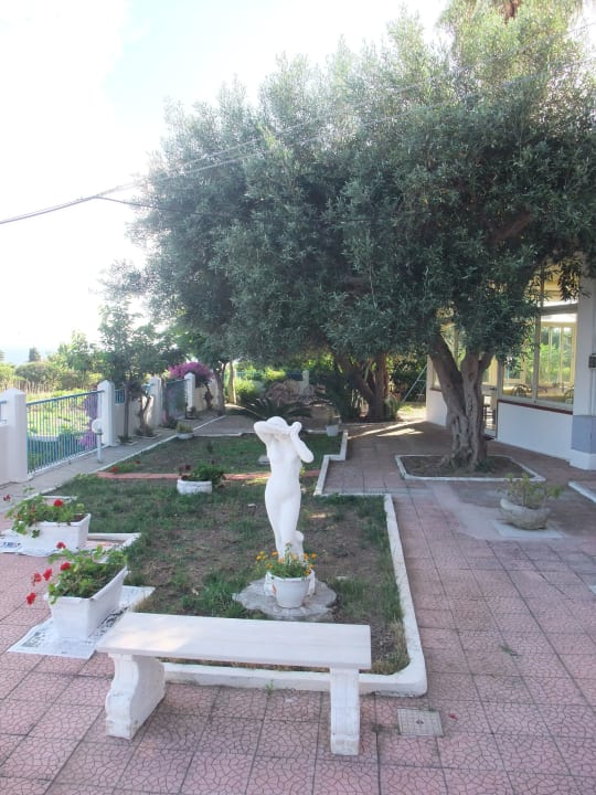 Vor dem hotel Hotel Umberto