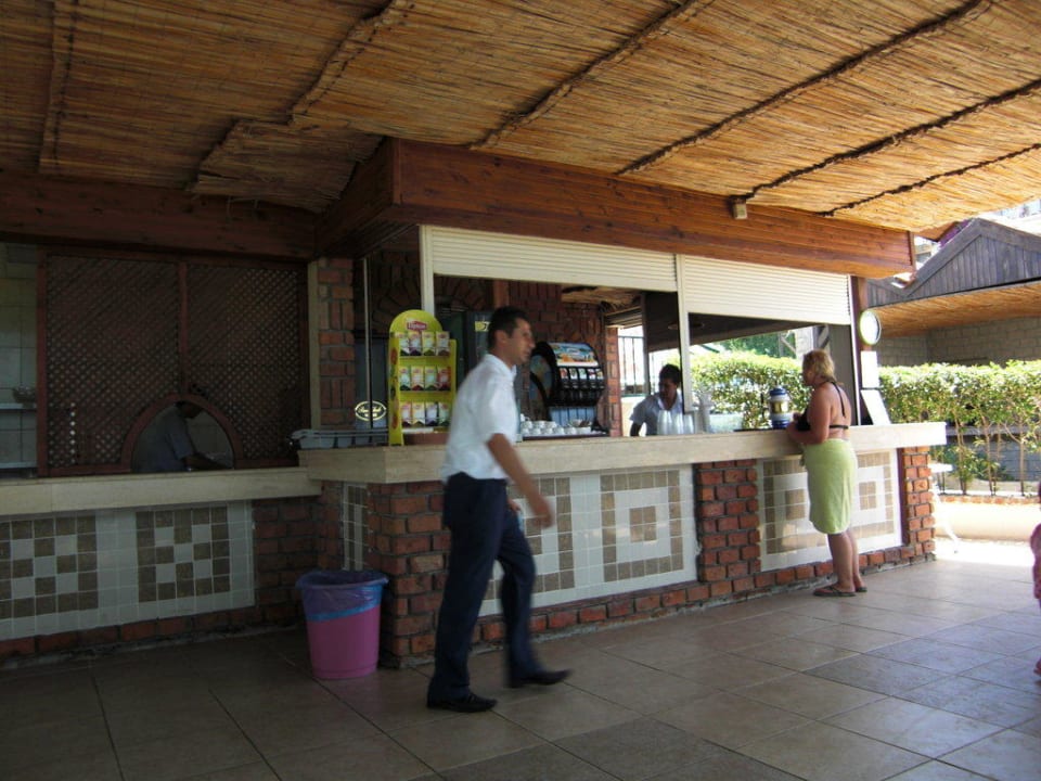 Strandbar Can Garden Resort