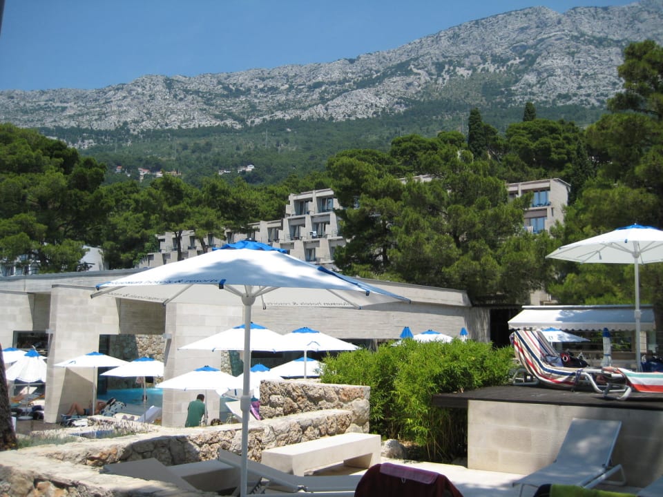 Gepflegte Poollandschaft Bluesun Hotel Soline