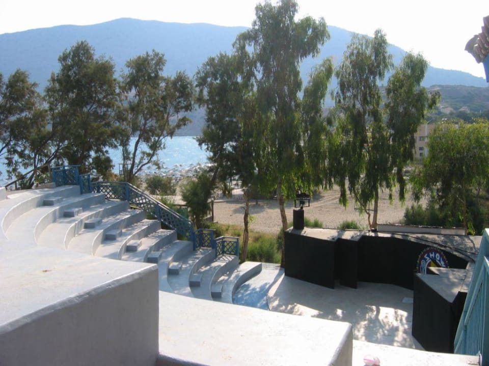 Amphietheater, indem täglich Shows stattfanden Fodele Beach & Water Park Holiday Resort