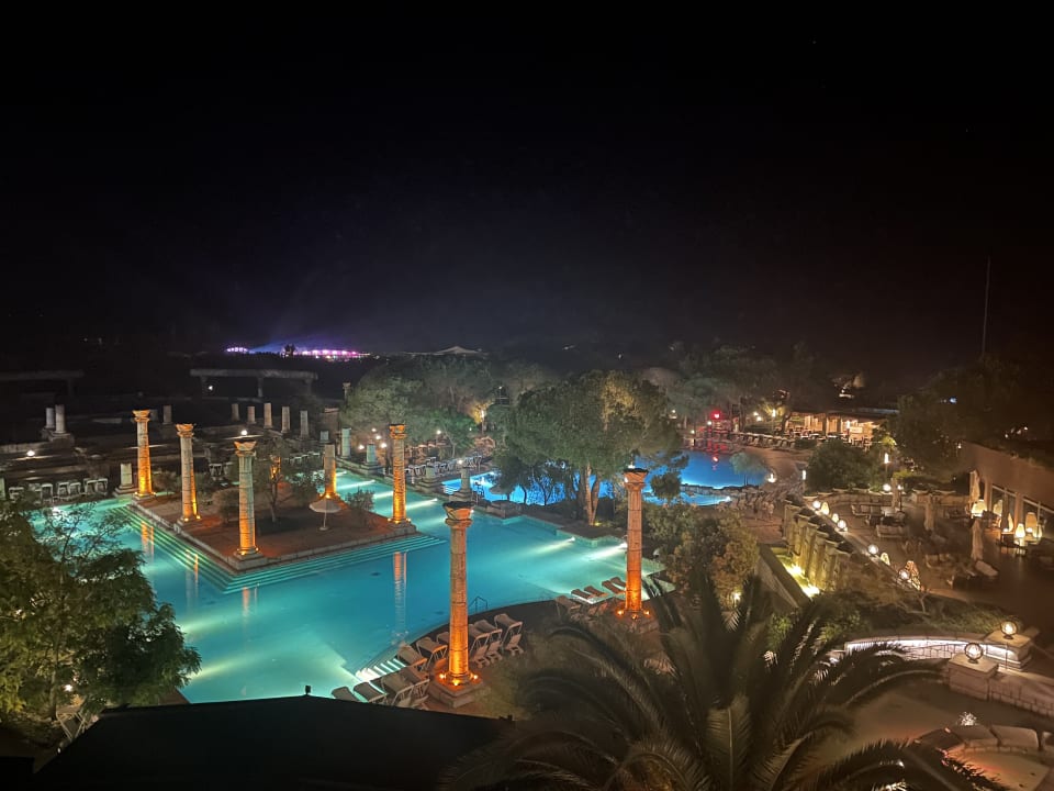 Pool Xanadu Resort Hotel