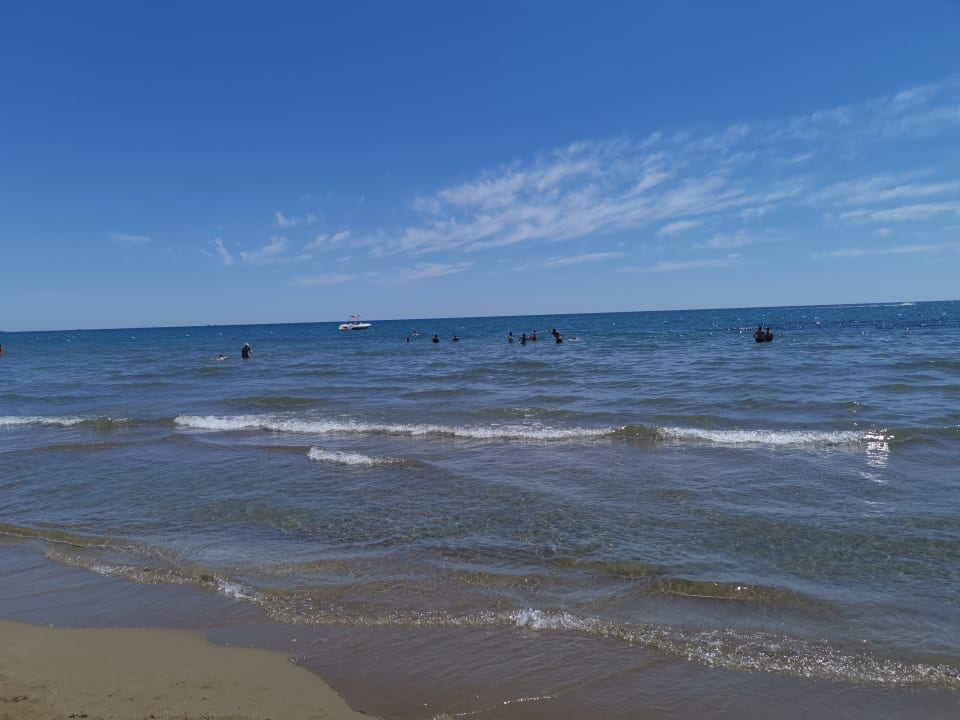 Strand Side Aquamarin Resort & Spa