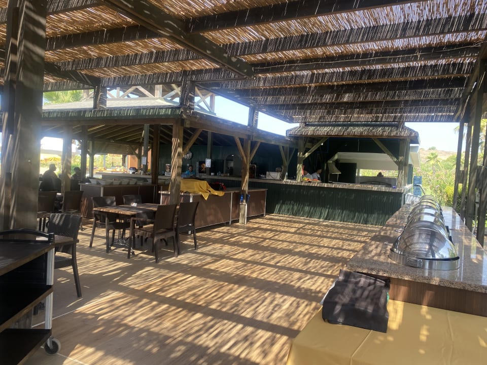 Gastro Royal Atlantis Beach Hotel