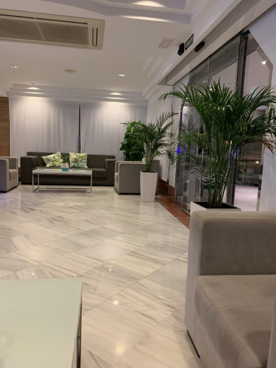 Lobby Hotel & Apartments Vista Park