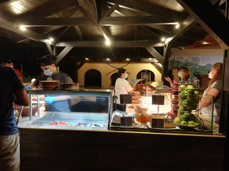 Gastro Anissa Beach & Village