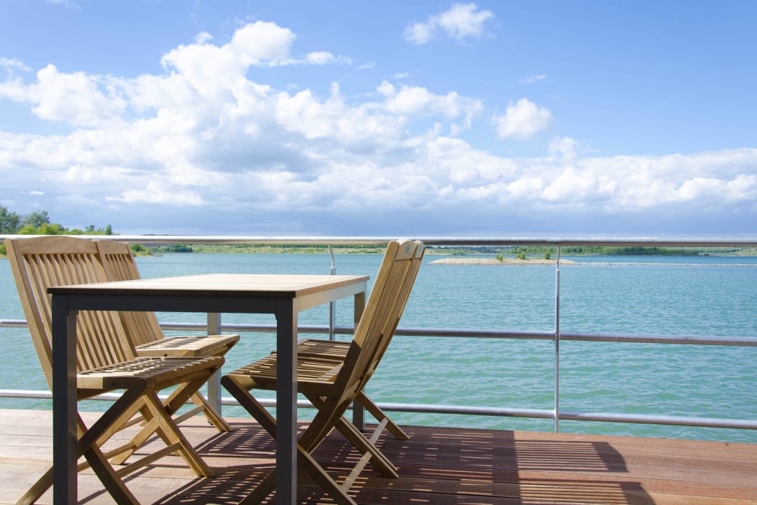 Terrasse Hafenhaus LAGOVIDA Ferienresort am Störmthaler See