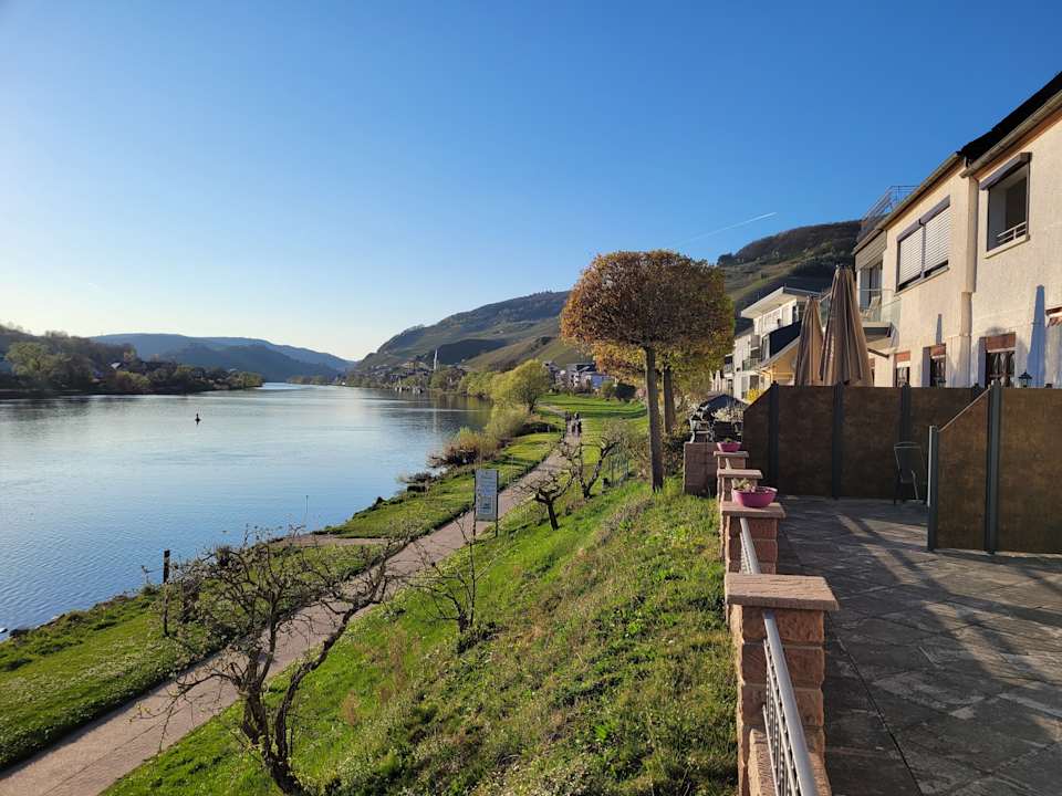 Außenansicht Hotel Café im Hamm