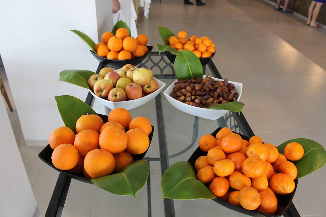 Fruit The Orangers Beach Resort and Bungalows