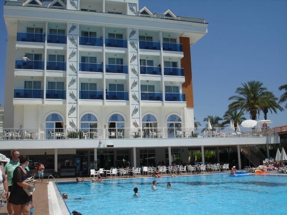 Unseres Zimmer war im 2. Stock Palm World Side Resort & Spa