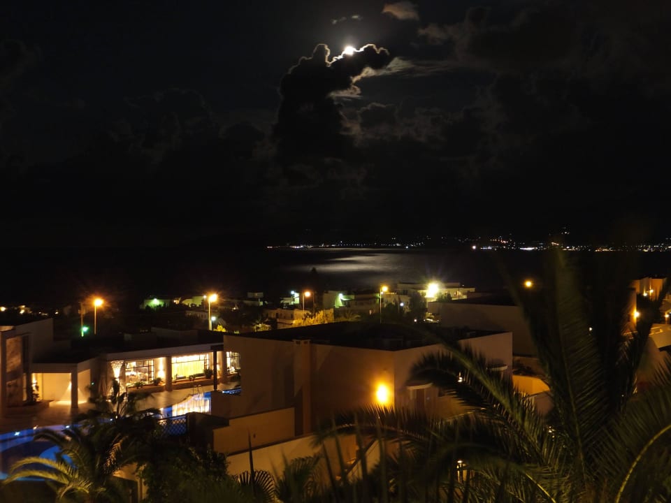 3 Grand Hotel Holiday Resort