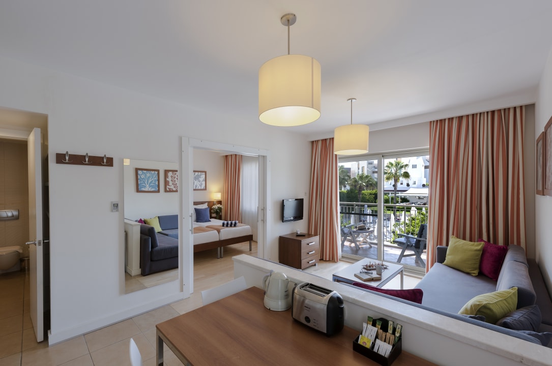 Zimmer Barut B Suites