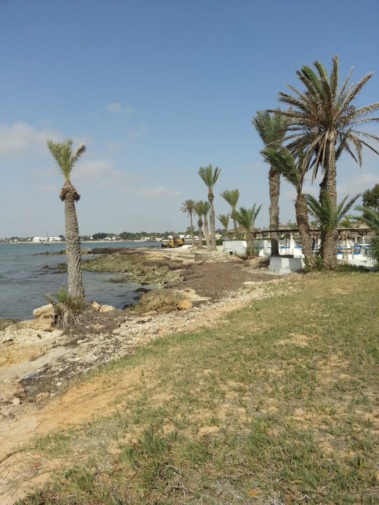 Strandabschnitt ohne Liegen Hotel El Mouradi Djerba Menzel