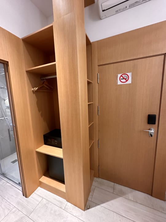 Zimmer Hostal Cervelo