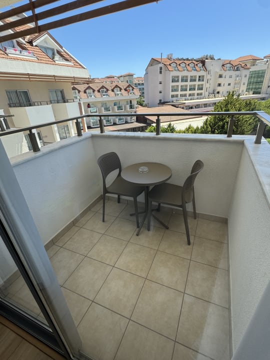 Zimmer Side Story Resort & Spa