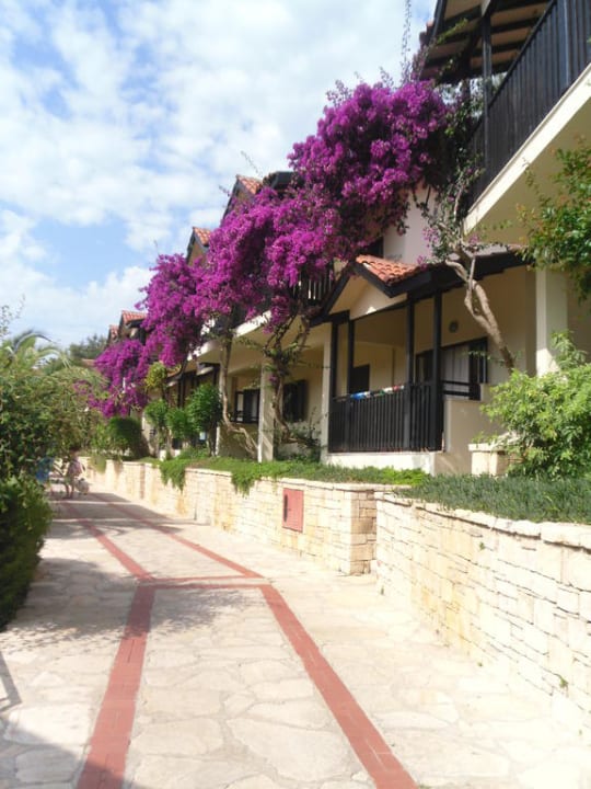 Bungalows Melas Holiday Village