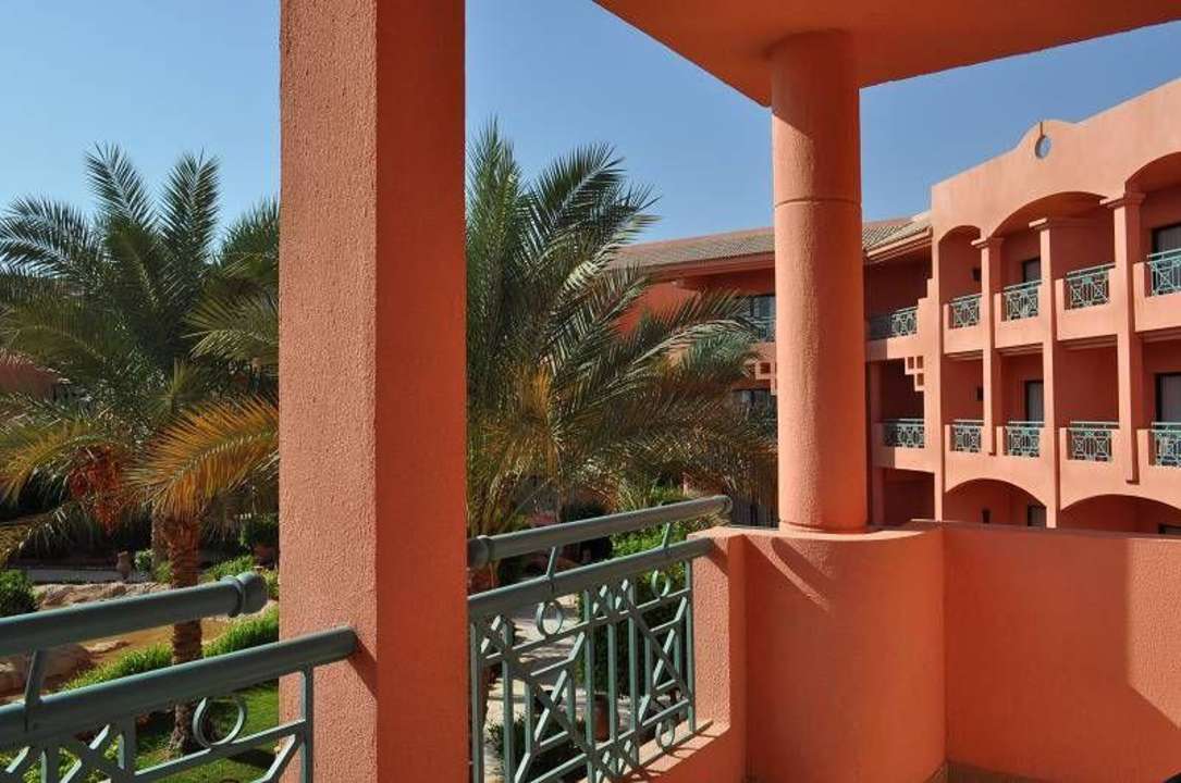 Z balkonu Parrotel Aqua Park Resort