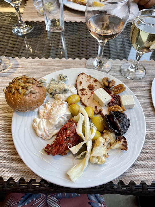 Gastro Jiva Beach Resort