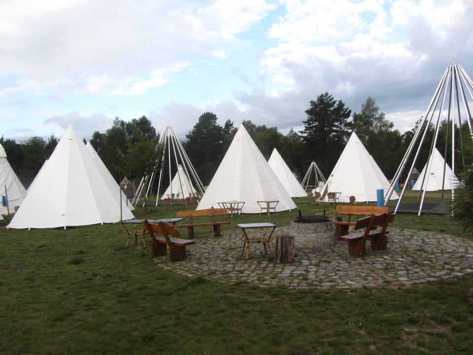 Tipis Tropical Islands Resort