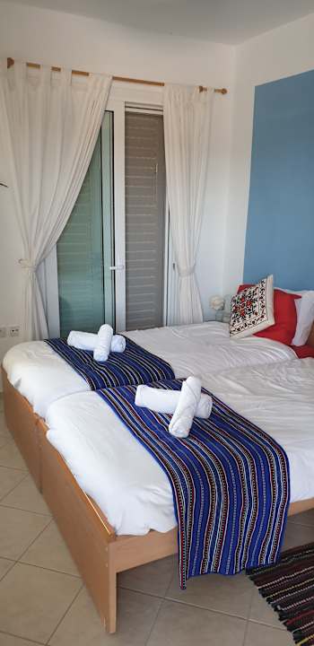 Zimmer Footscapes of Crete