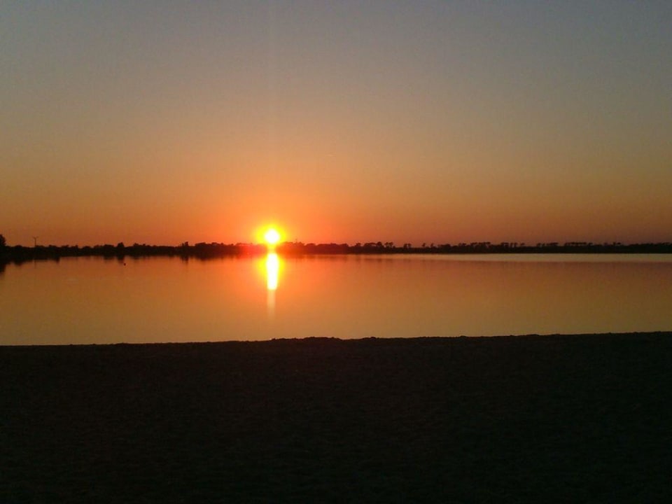Sonnenuntergang am See Camping- und Ferienpark Wulfener Hals