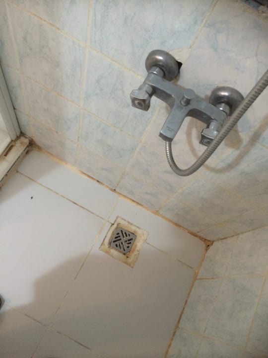 Dusche Smart Holiday Hotel