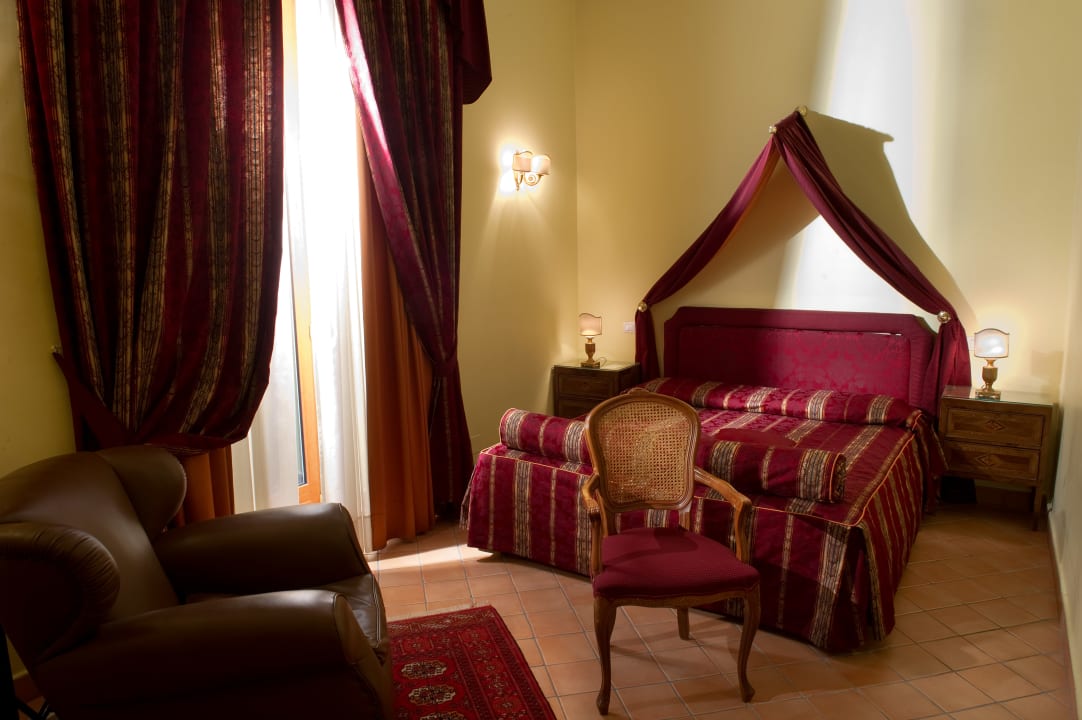 Zimmer Chiaja Hotel de Charme