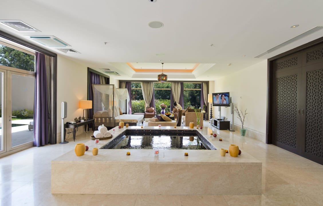 Shang-Du Spa Imperial Suite Xanadu Resort Hotel