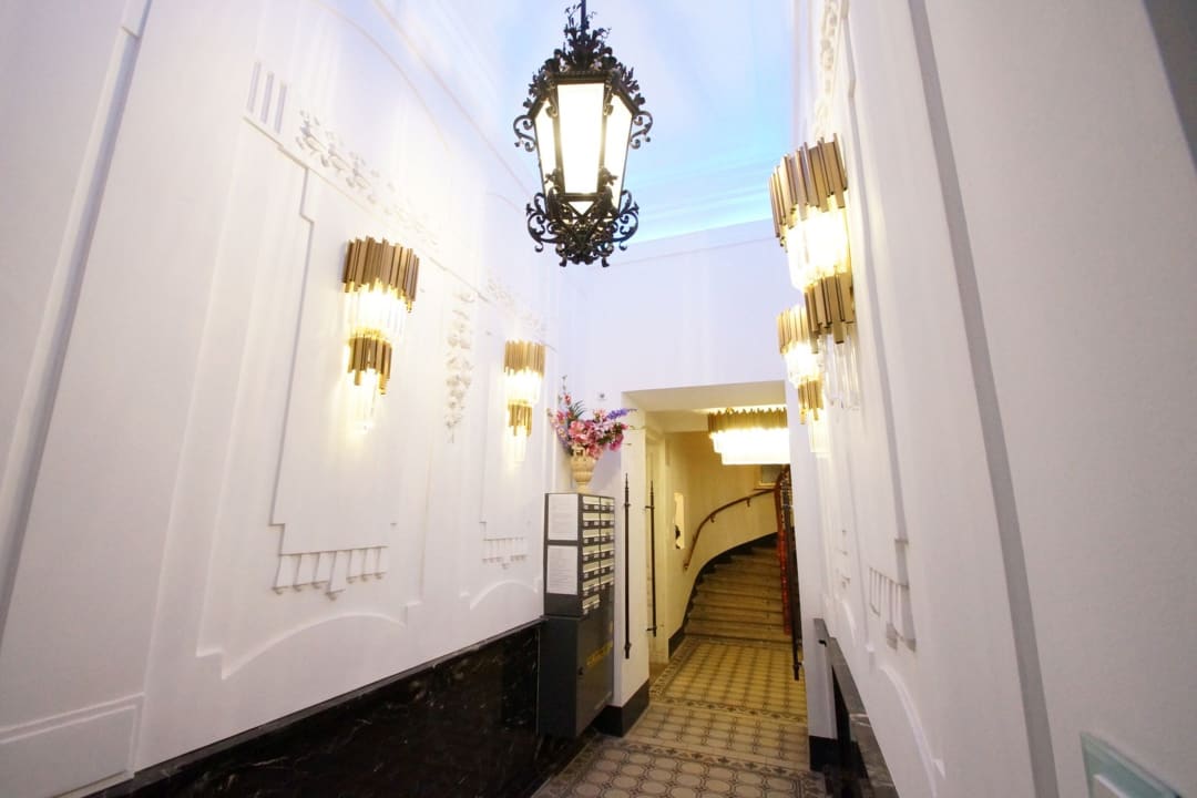 Außenansicht 7th Heaven Vienna Center Apartments