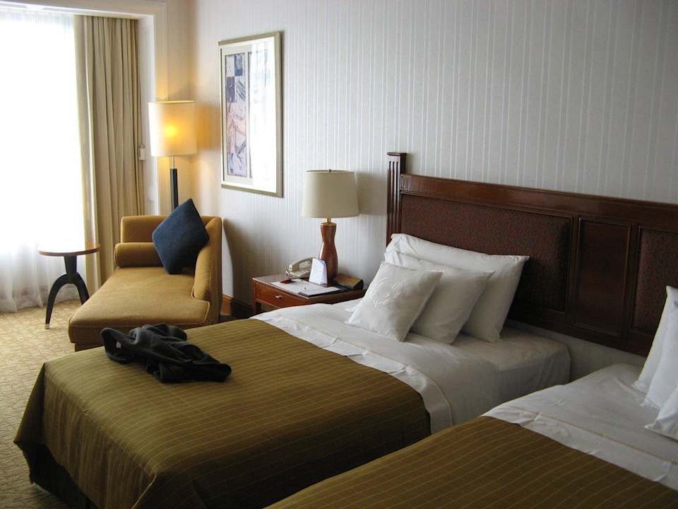 Upgradezimmer Schlafbereich Sheraton Saigon Grand Opera Hotel