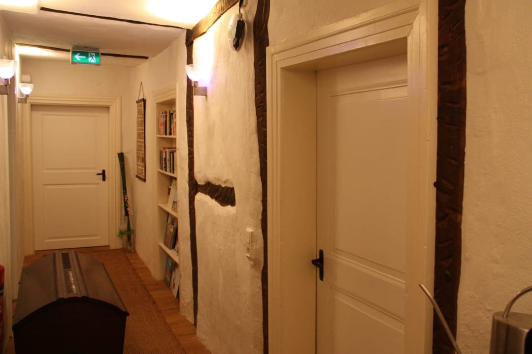 Auf dem Weg zu den Zimmern Hotel Pemü